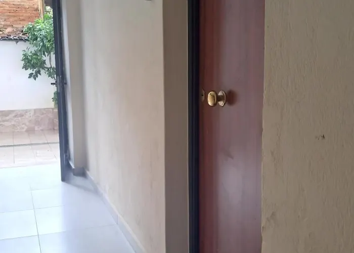 Morfeas Gasthof Tirana