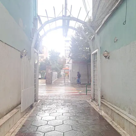 Pensión Morfeas Tirana